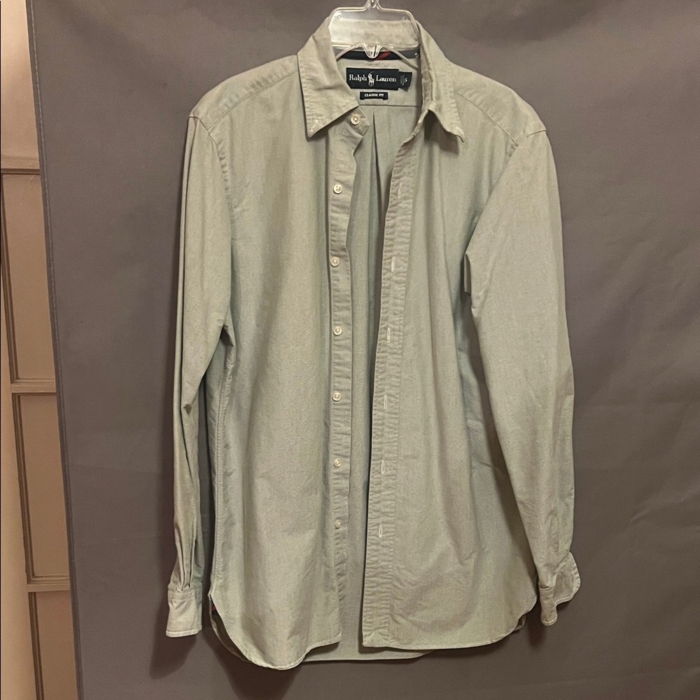 Polo Ralph Lauren Men's light green
Button-Down Shirt
